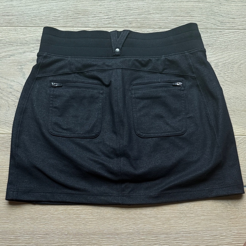 Athleta Black Skirt with built in shorts - Picture 4 of 6